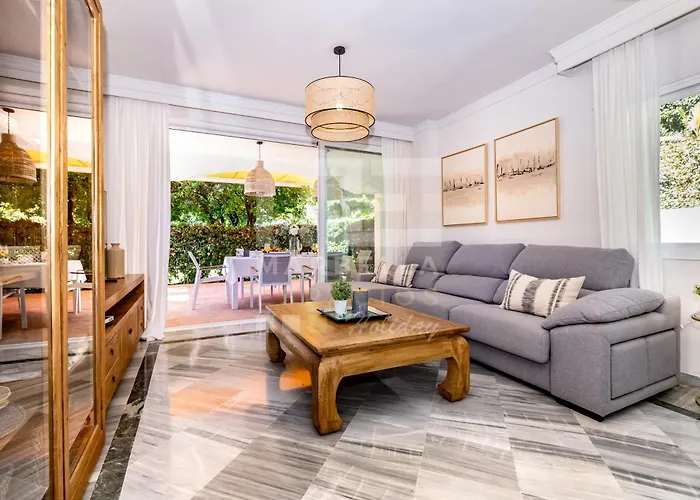 Amplio Apartamento Planta Jardin Nagueles