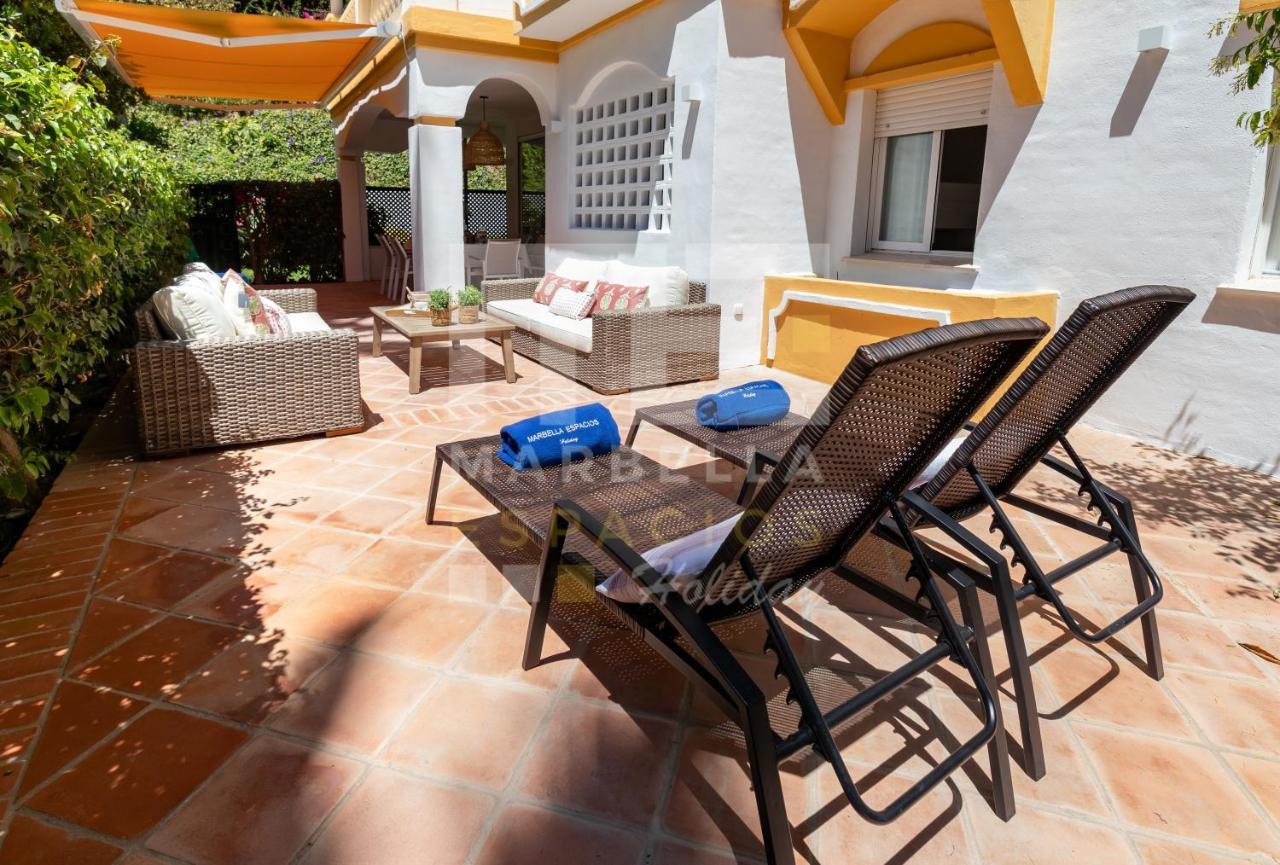 Amplio Planta Jardin Nagueles Appartamento *