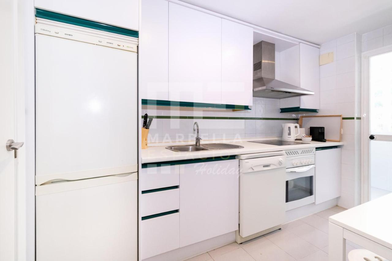 Amplio Planta Jardin Nagueles Appartamento Marbella